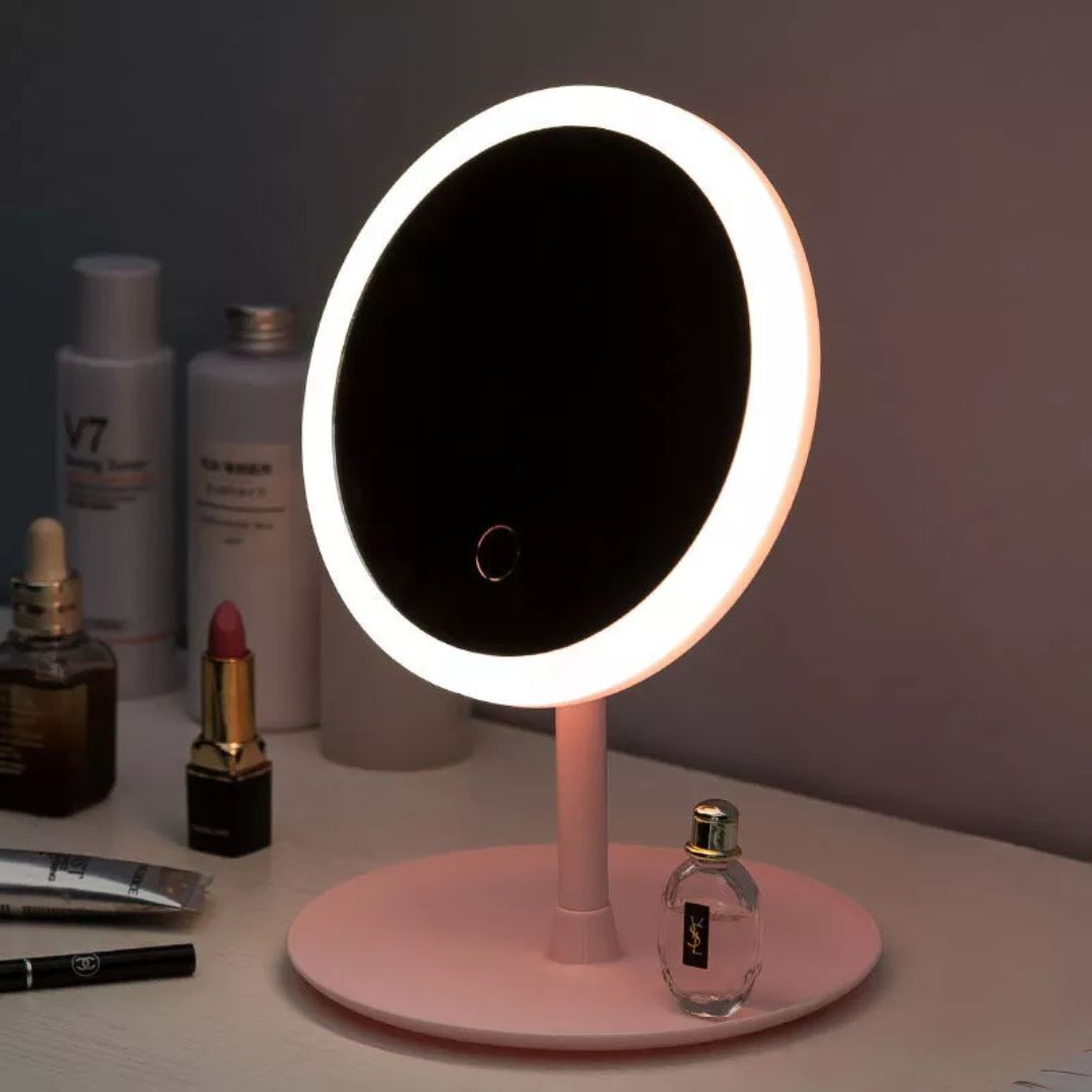 مرآة زينة مزودة بإضاءة LED، وتحكم باللمس، وشحن USB